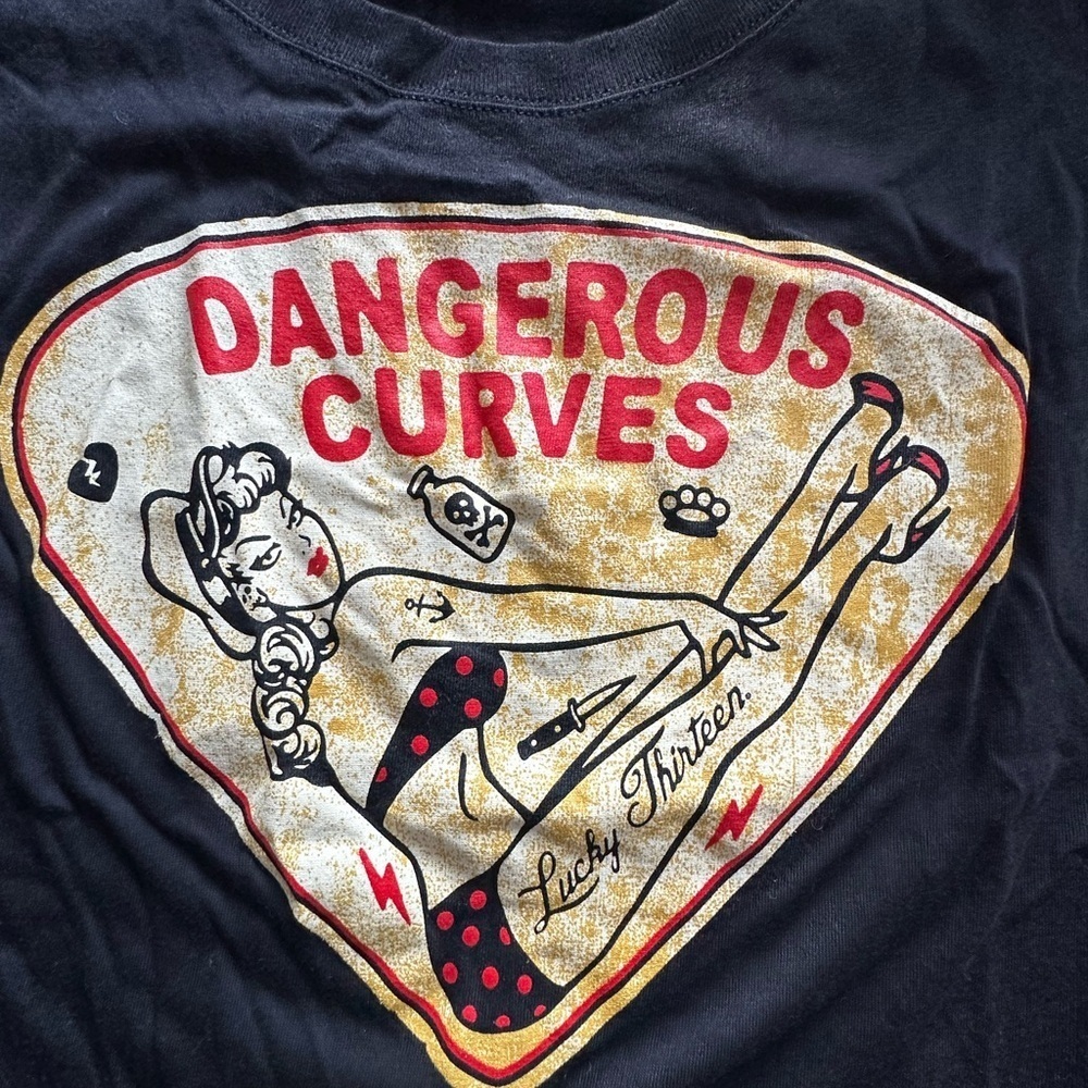 Lucky 13 Women's Dangerous Curves
Scoop Neck T-Shirt Black nwt small - Picture 4 of 8